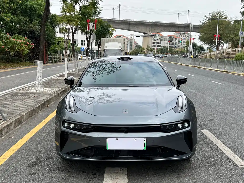 ZEEKR EXTREME KRYPTON 001