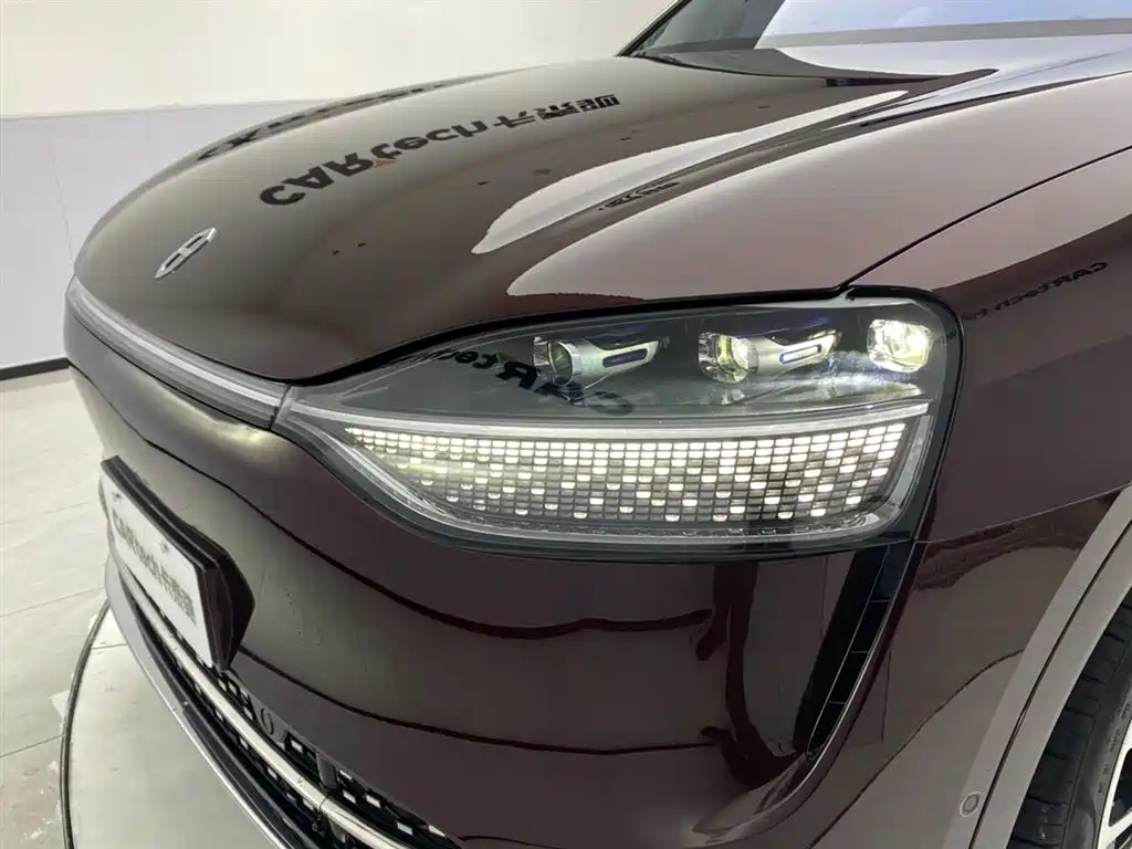 AITO ASK THE WORLD M9