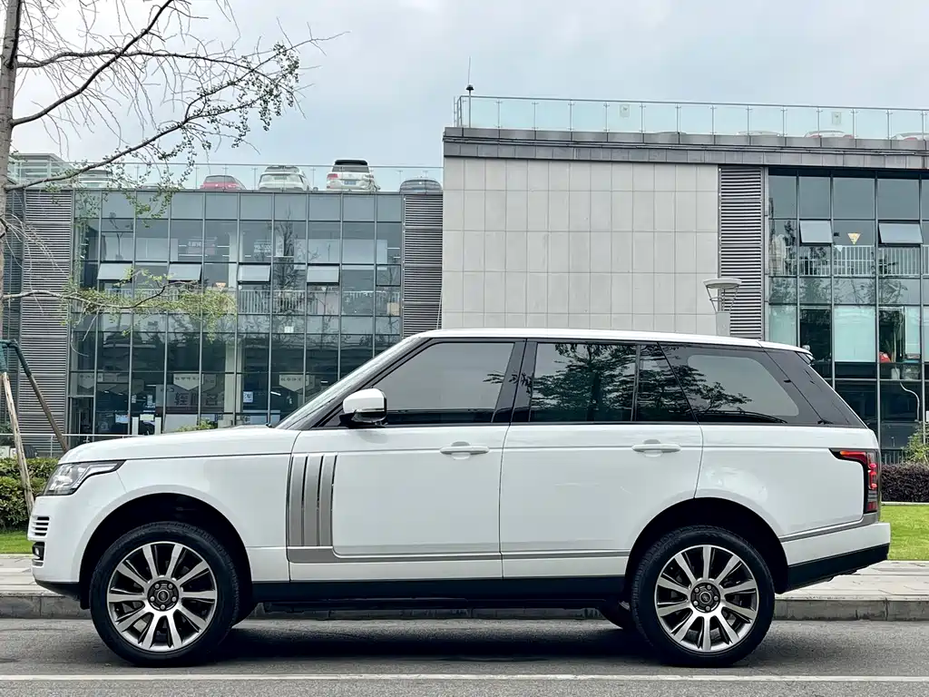 Land Rover Range Rover 3.0 SC V6 Vogue, фото 3