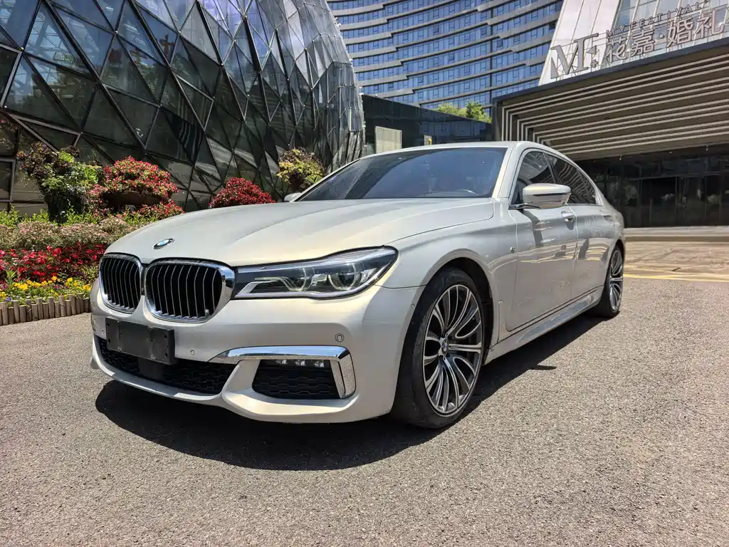 BMW 7 Series 2018 730Li Premium Type M Sport Package