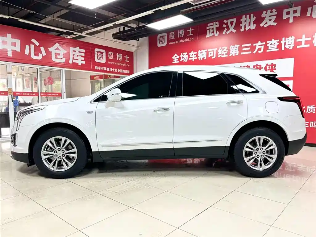 Cadillac XT5 2022 2.0T Luxury