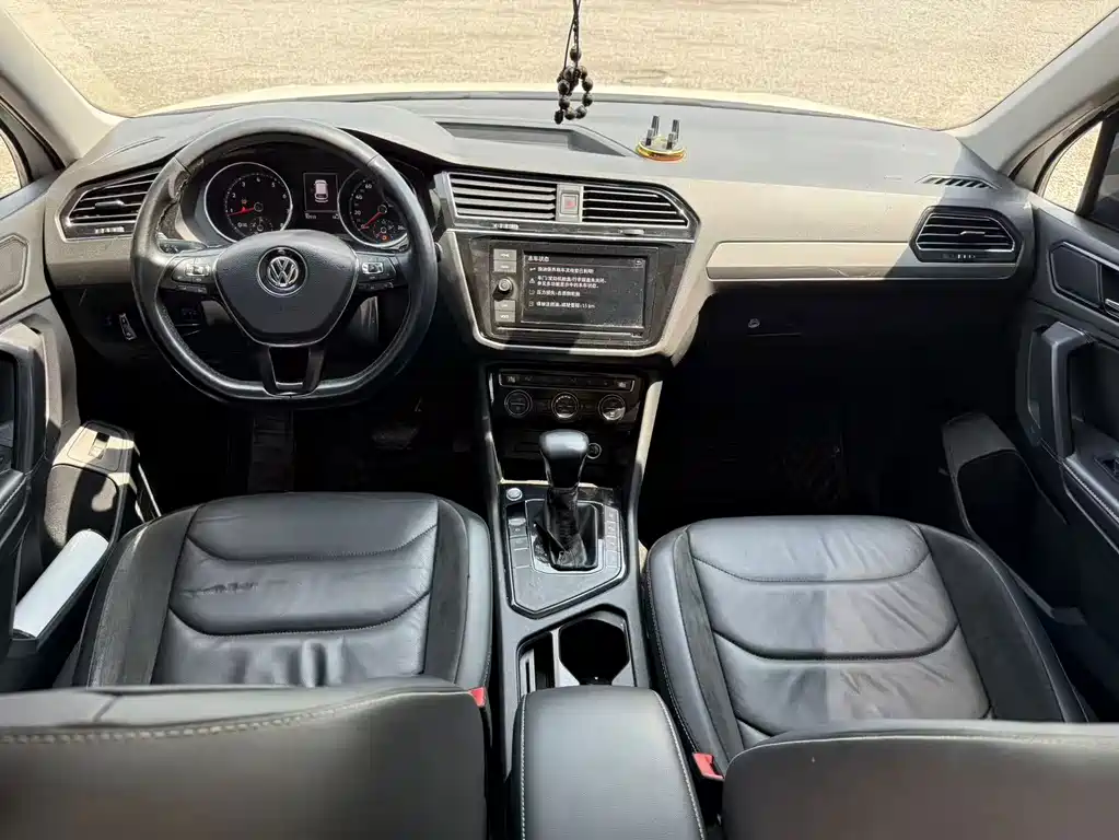 Volkswagen Tiguan L — миниатюра 7