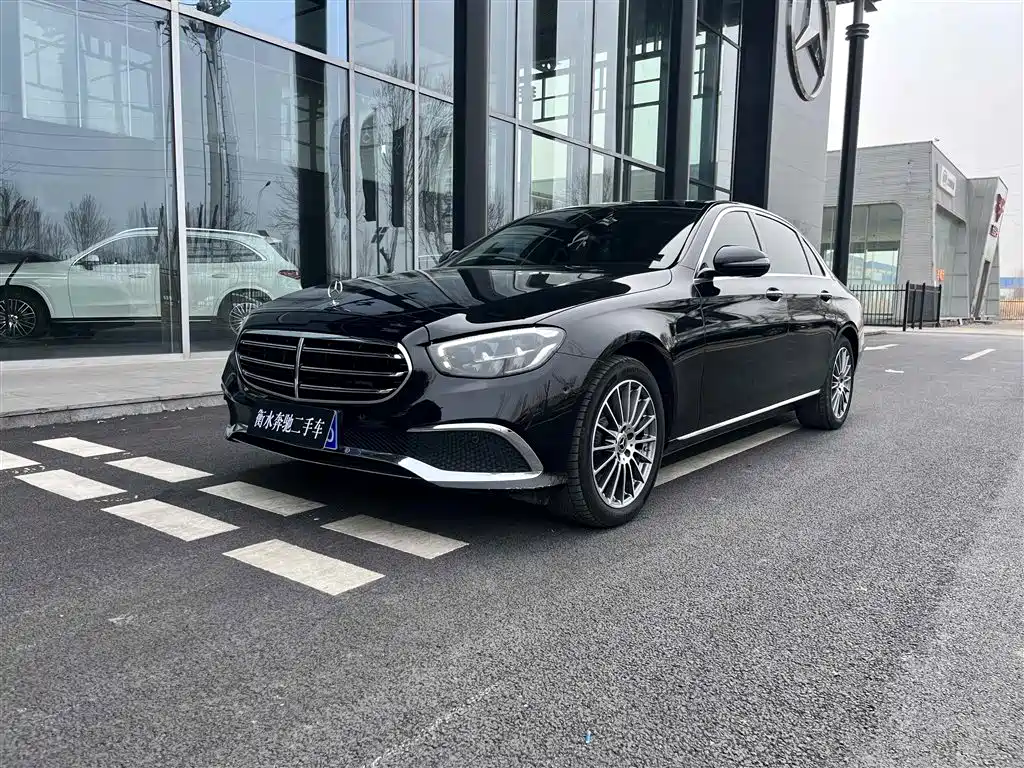 Mercedes-Benz E-Class 2021