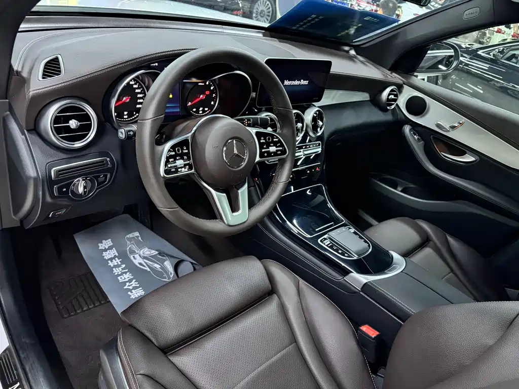 Mercedes-Benz GLC 2020 GLC 260 L 4MATIC