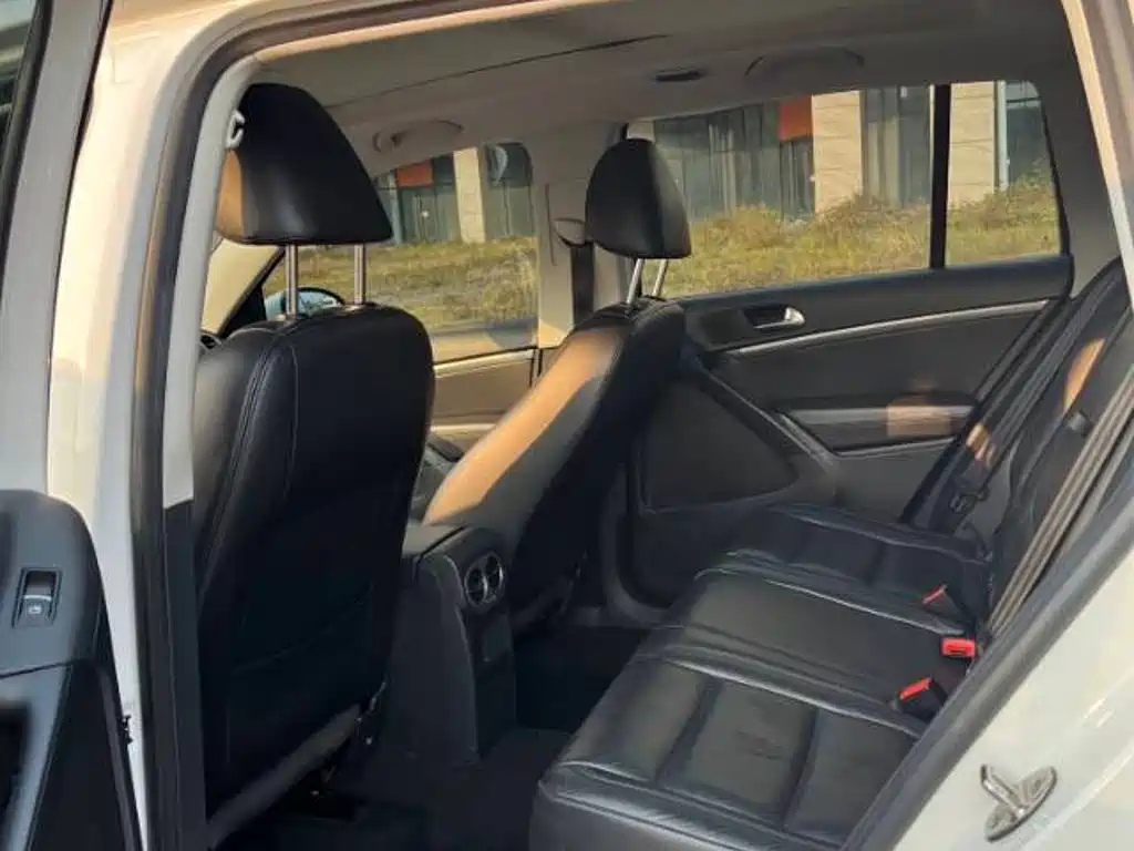 Volkswagen Tiguan — миниатюра 5