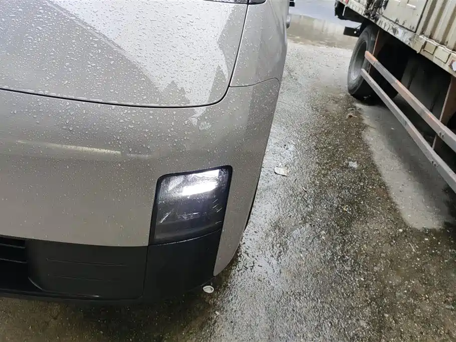 Li Auto MEGA 2024 Ultra