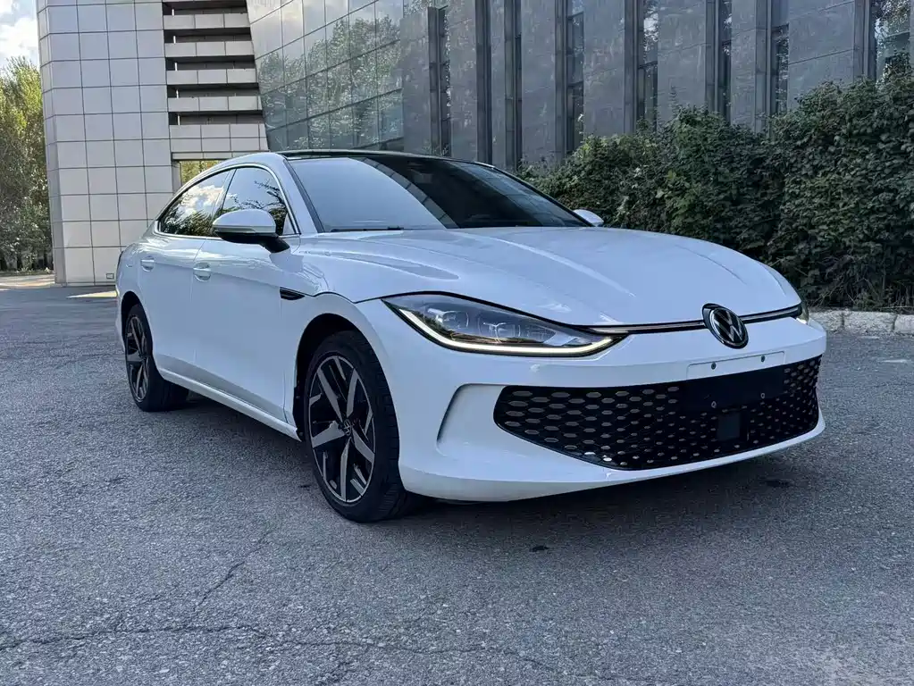 Volkswagen Lamando — миниатюра 2