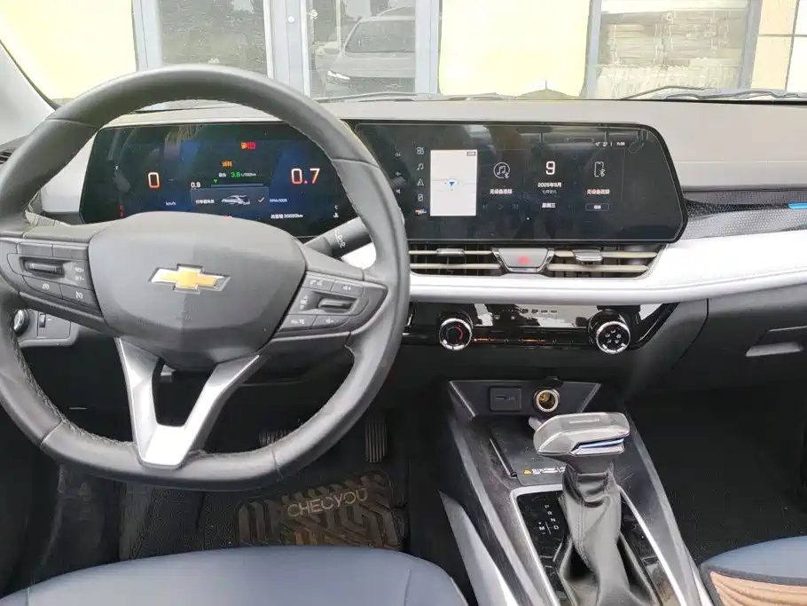 Chevrolet Monza — миниатюра 11