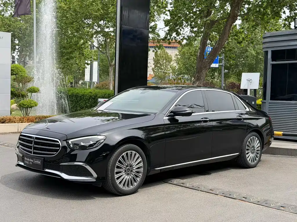 Mercedes-Benz E-Class 2021
