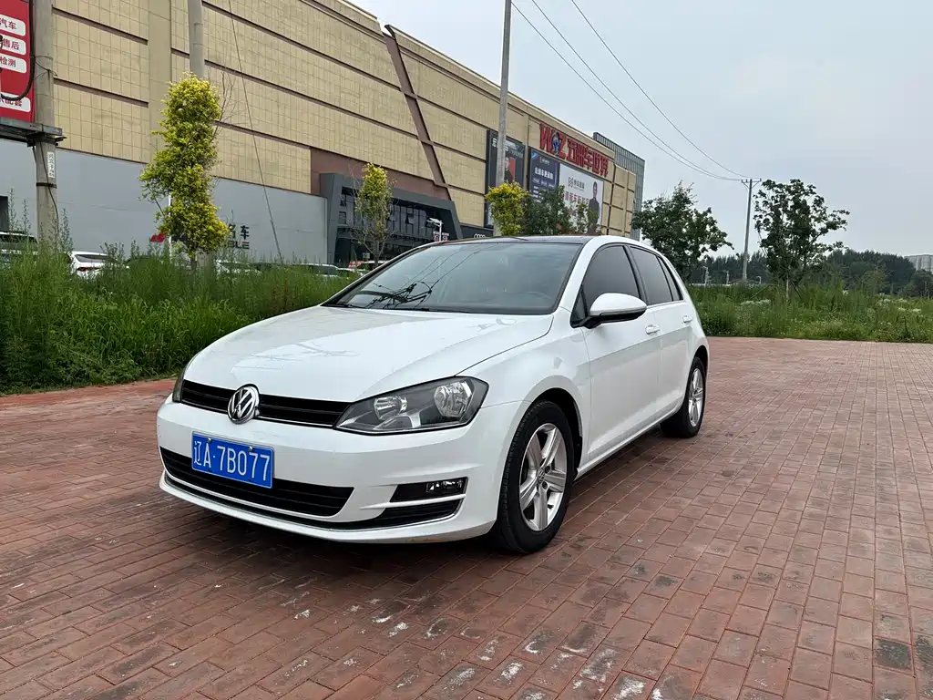 Volkswagen Golf 2016 230TSI AT Comfort