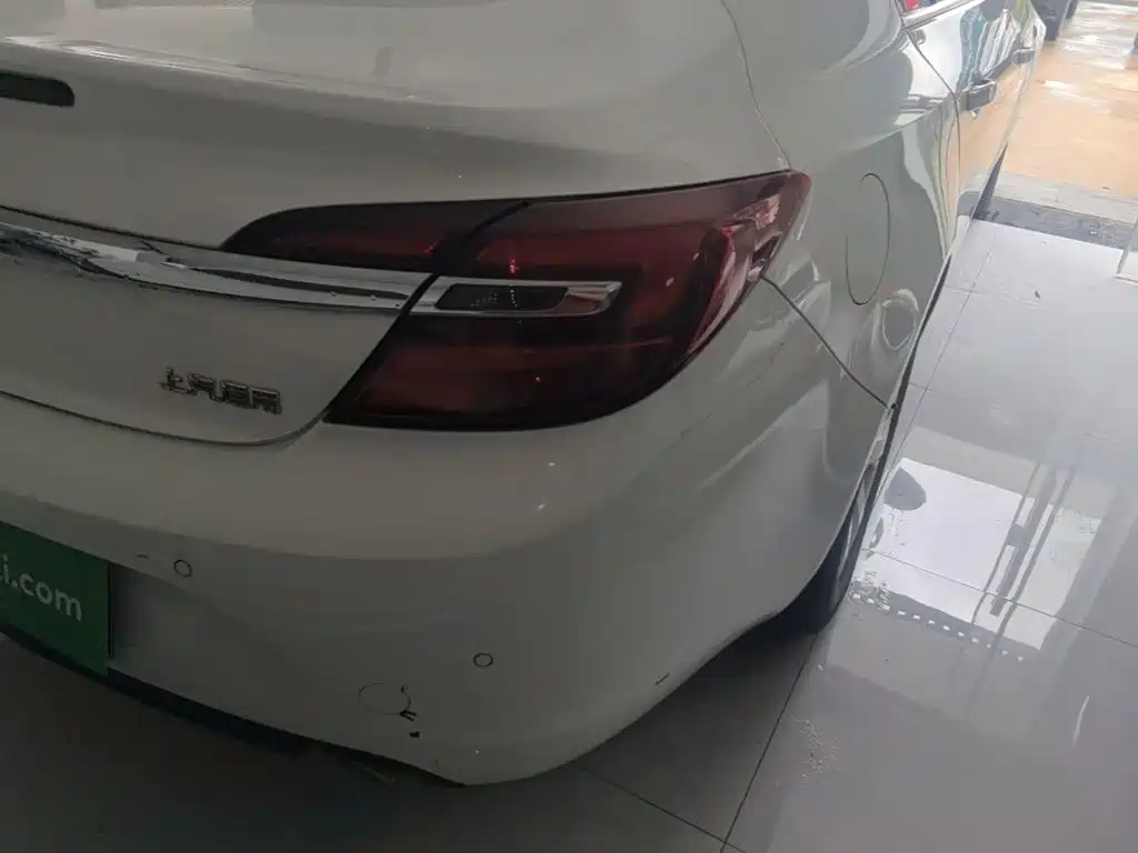Buick Regal 2015 1.6T Elite
