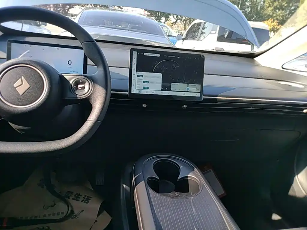 Baojun Yunduo — миниатюра 13