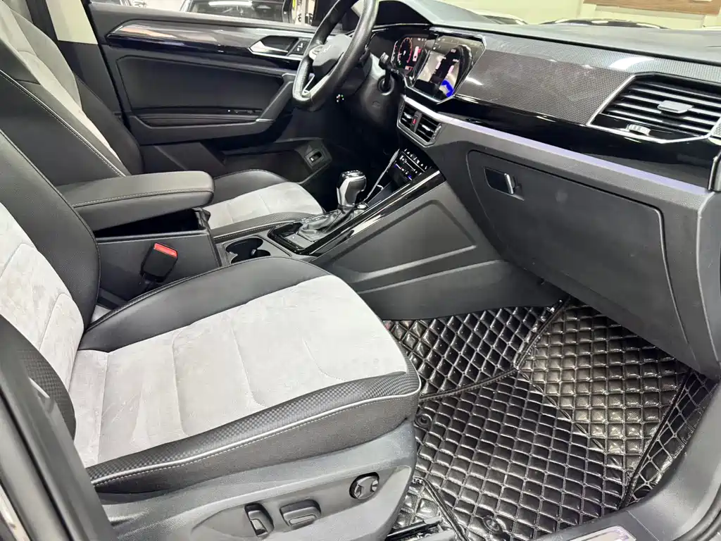 Volkswagen Tayron X 330TSI 2WD Flagship Connected Edition, фото 15