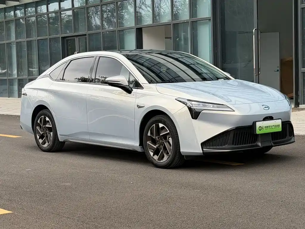 GAC Aion S Plus 2023 — фото 3