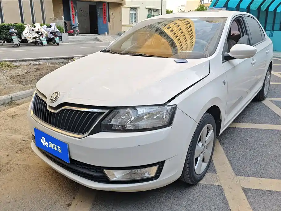 Skoda Rapid 2015