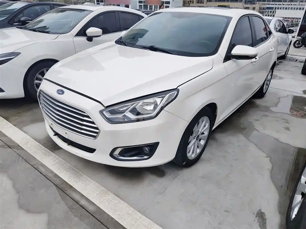 Ford Escort 2016