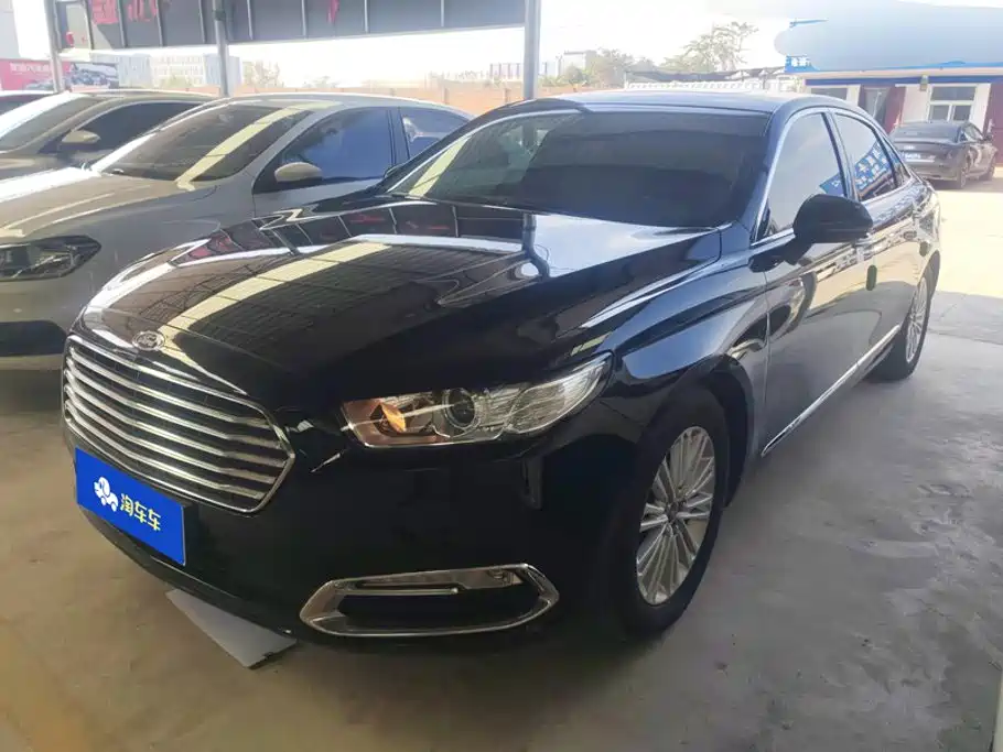 Ford Taurus