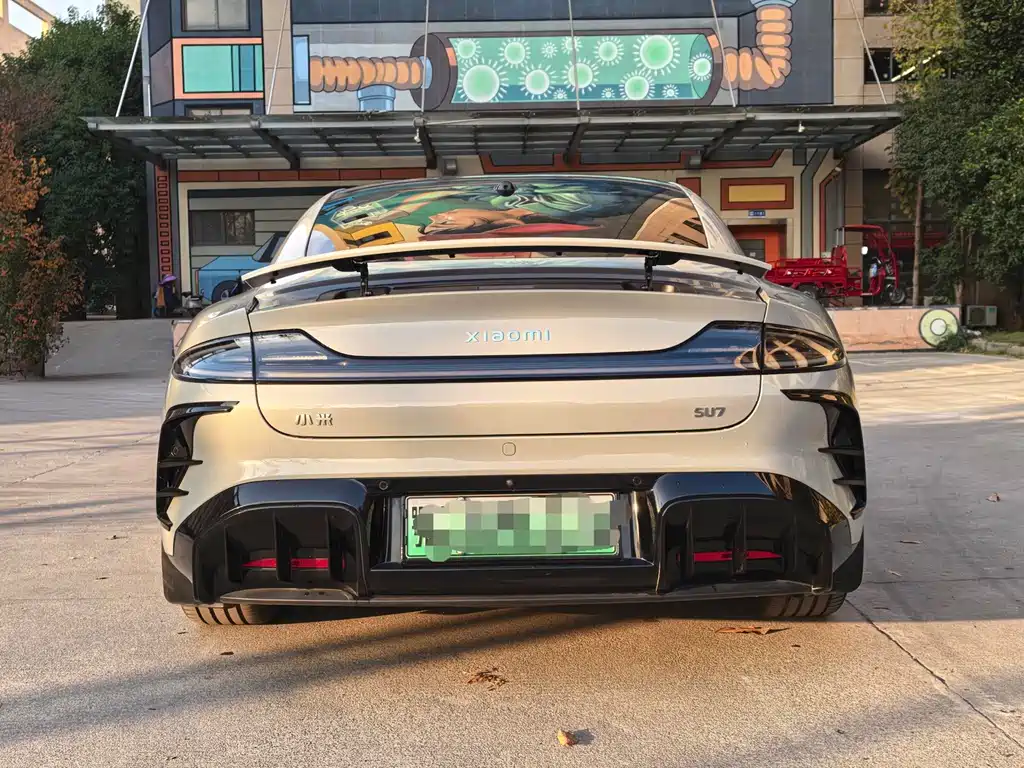 XIAOMI CAR XIAOMI SU7