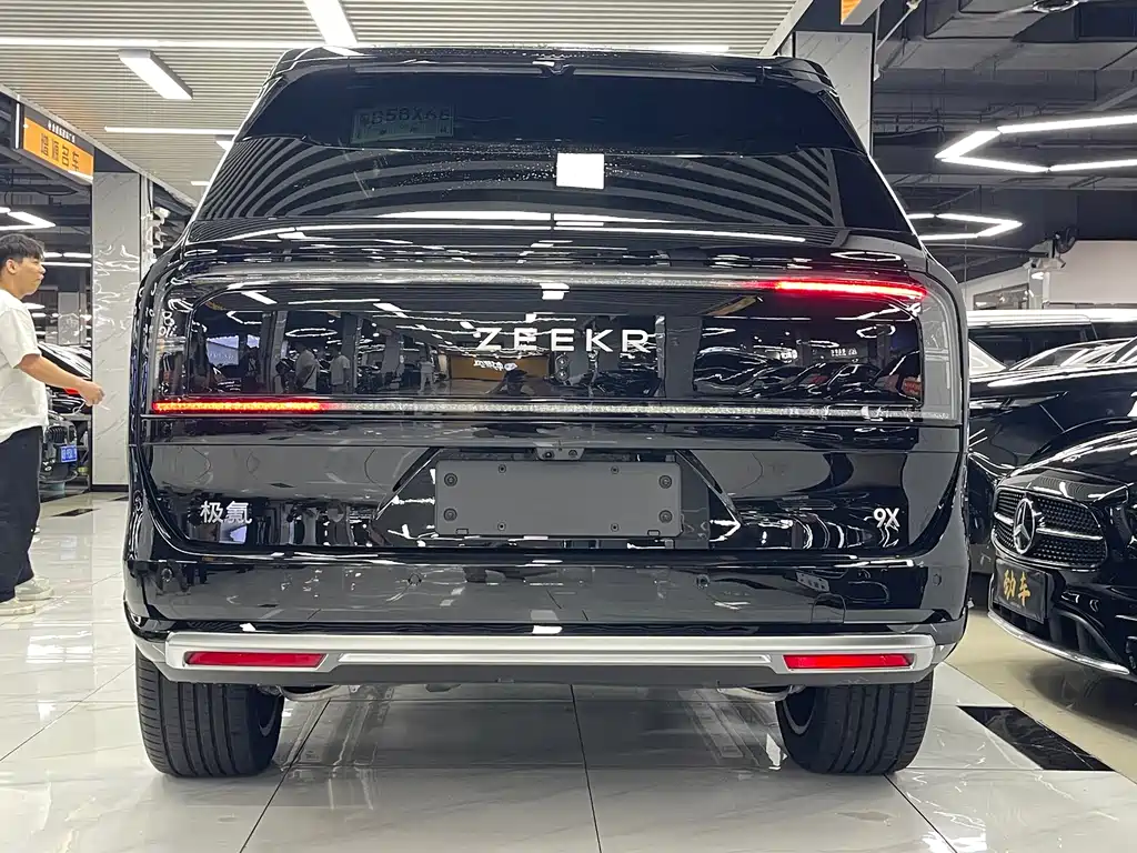 Zeekr 9X 2025 Hyper 70kWh
