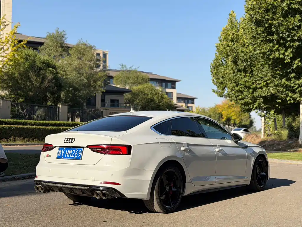 Audi A5 (Import) — миниатюра 9