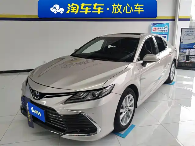 TOYOTA CAMRY 2023