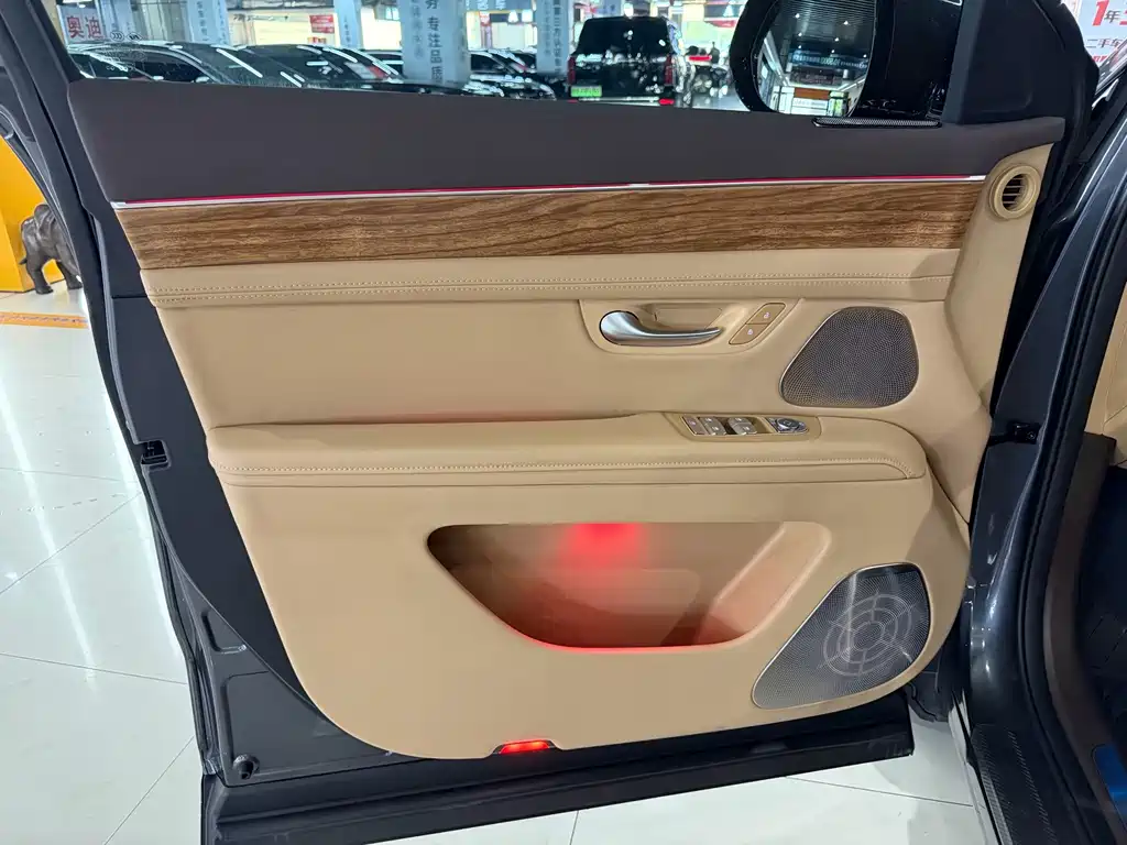 AITO AITO M7 — миниатюра 18