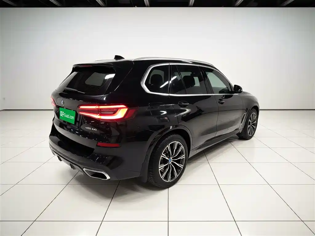BMW X5 2021 xDrive30i M Sport