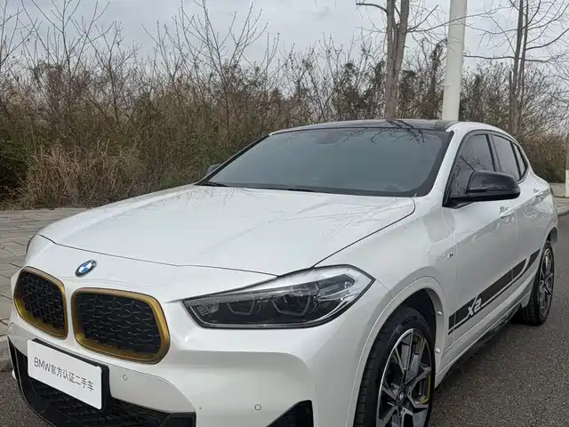 BMW X2