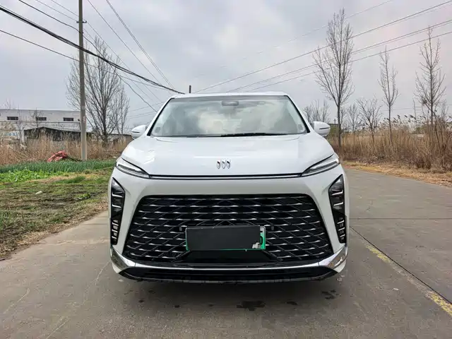 BUICK GL8 NEW ENERGY 2024