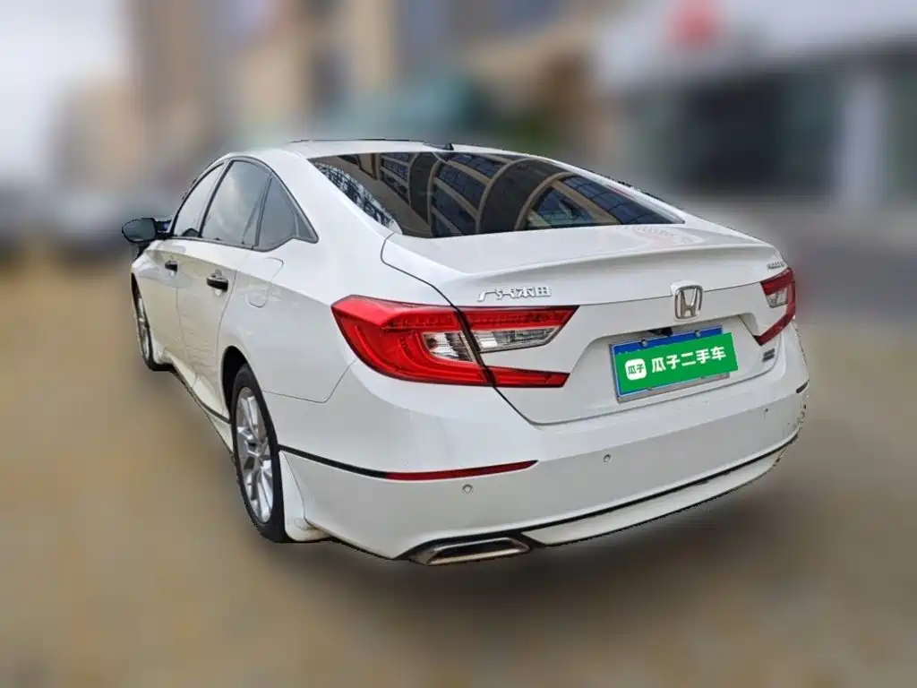 Honda Accord — миниатюра 6
