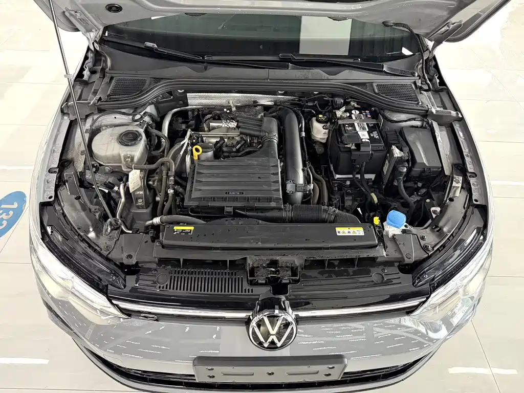 Volkswagen Golf — миниатюра 14