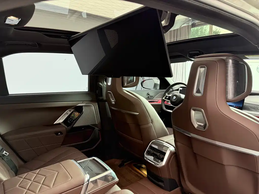 BMW 7 Series 7 2026 740Li Premium M Sport