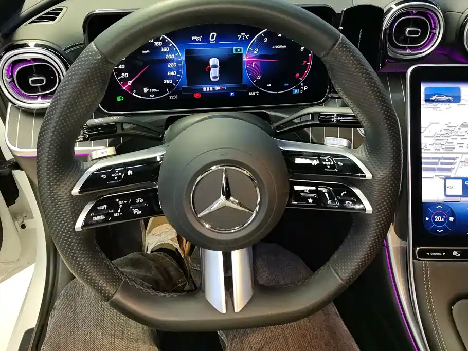 Mercedes-Benz C-Class 2024 — фото 15