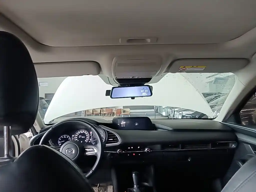 Mazda 3 Axela — миниатюра 18
