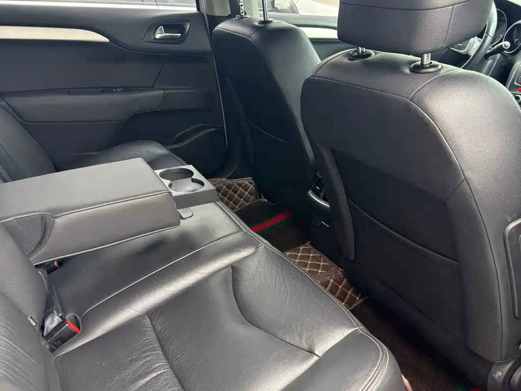 Citroen C4L — миниатюра 8