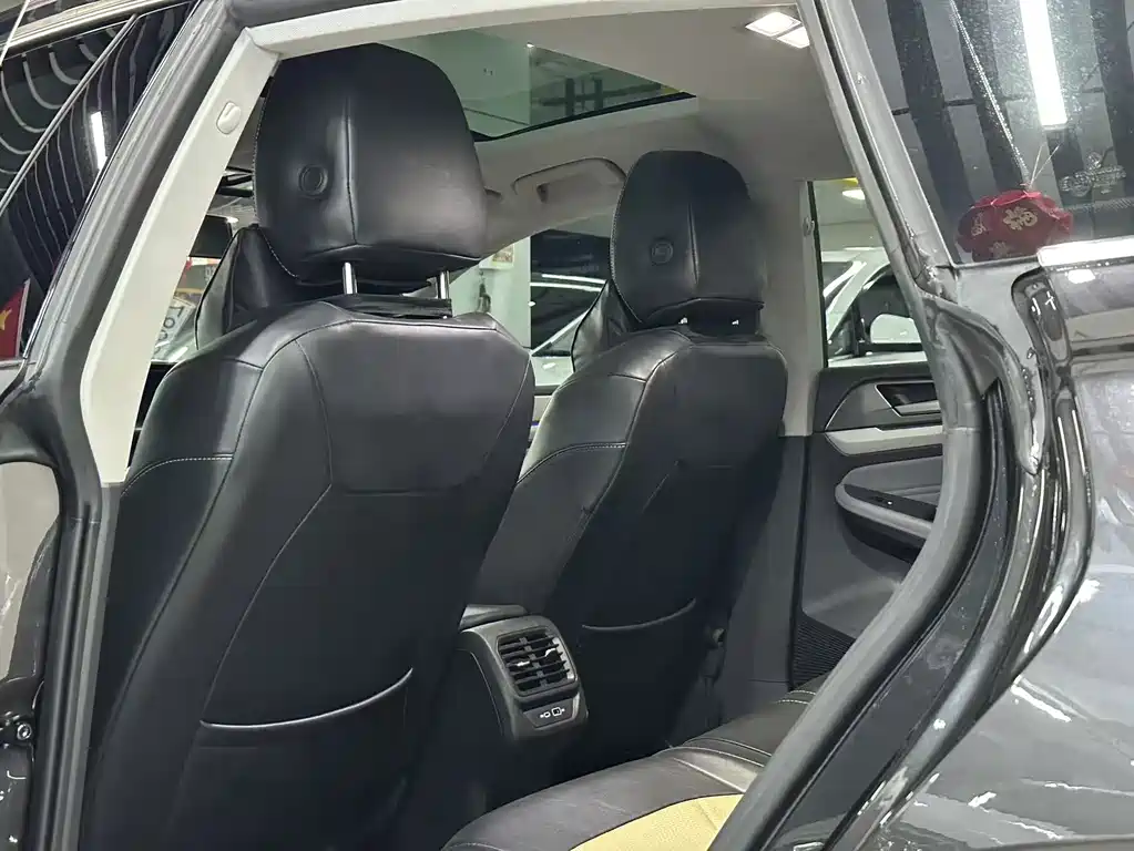 Volkswagen Lamando — миниатюра 6