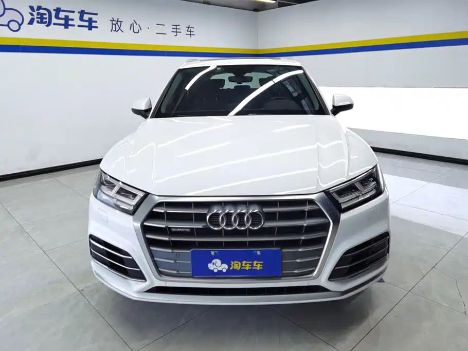 Audi Q5L — миниатюра 2