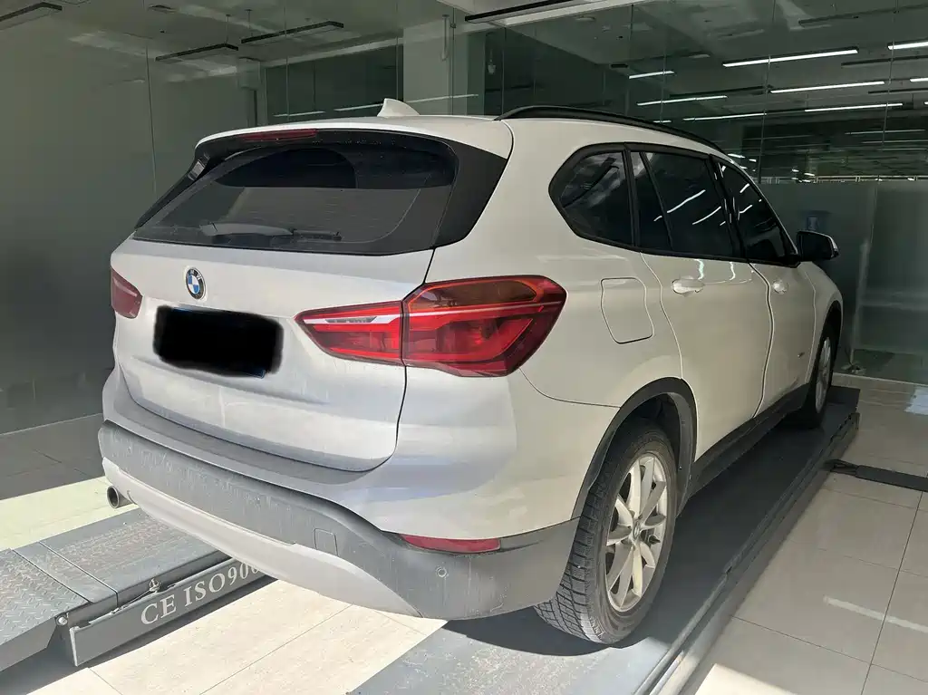 BMW X1 — миниатюра 4