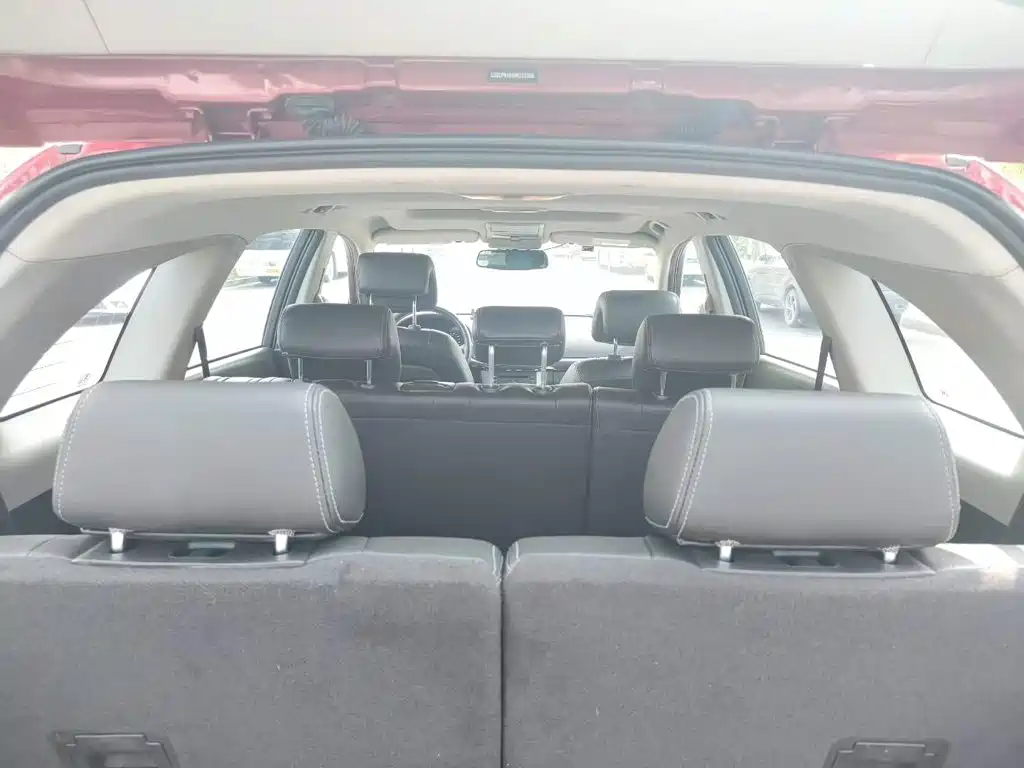 Chevrolet Captiva — миниатюра 8