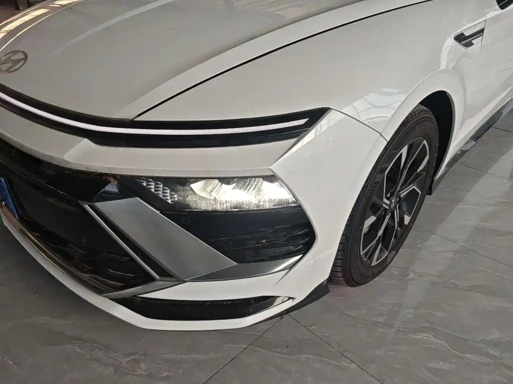 Hyundai Sonata — миниатюра 24