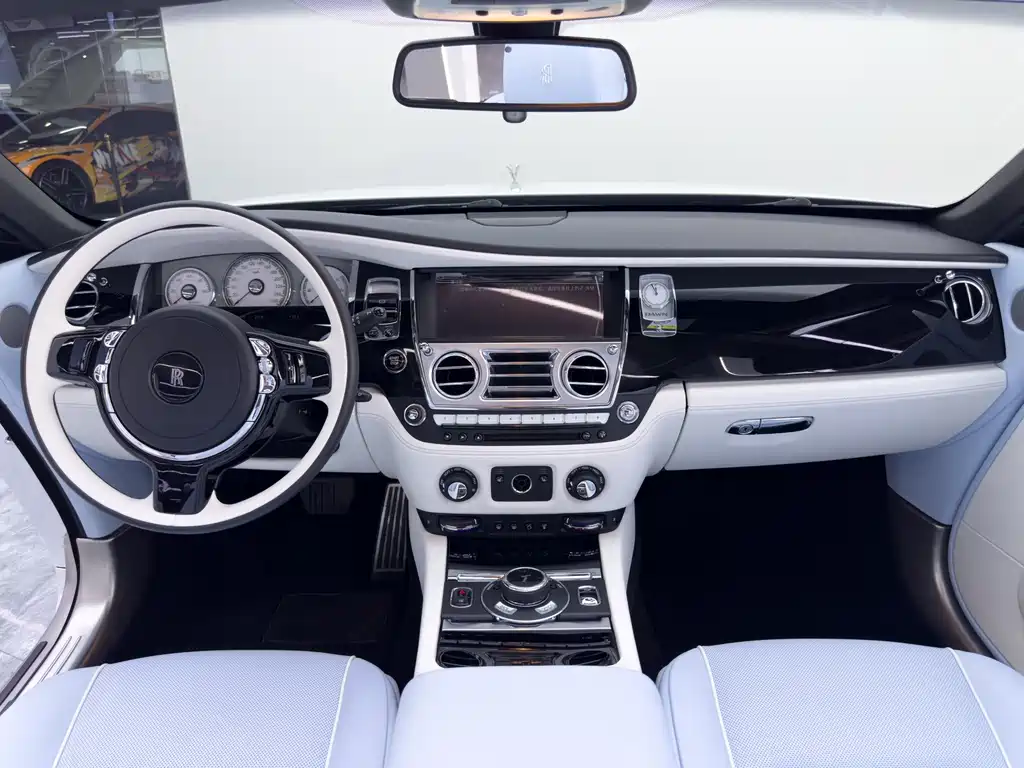 Rolls-Royce Dawn — миниатюра 28