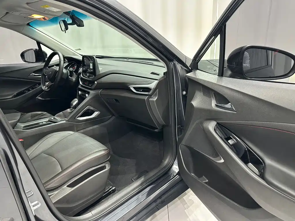 Chevrolet Volando — миниатюра 19