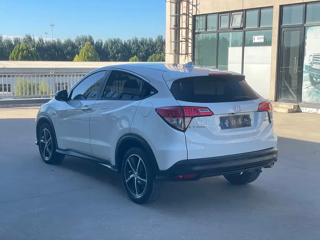 Honda Vezel — миниатюра 6