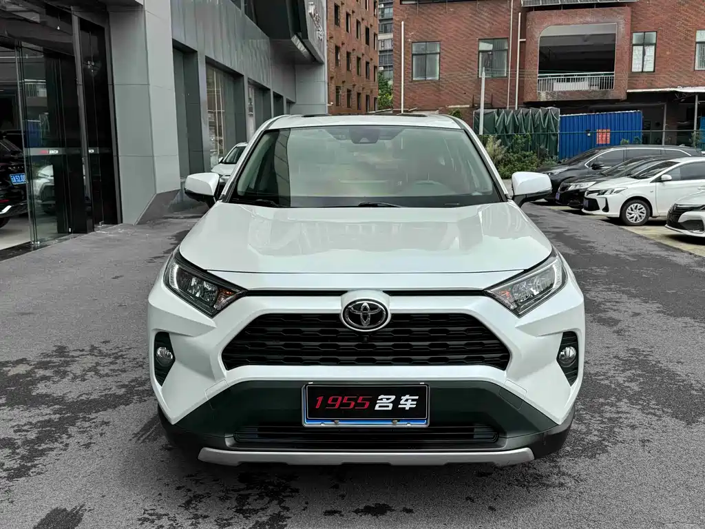 Toyota RAV4 2021 2.0L CVT