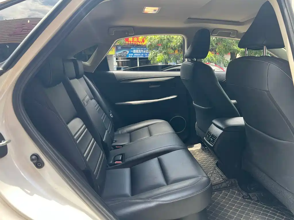 Lexus NX 2015 200t