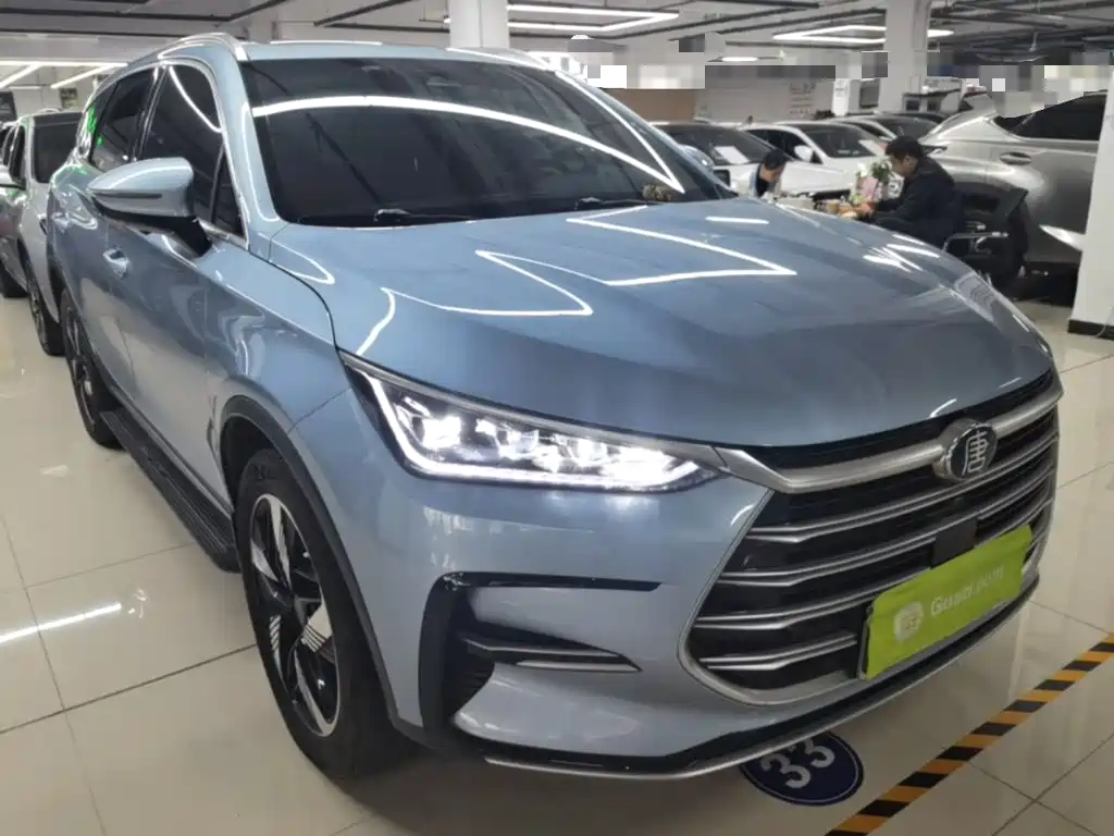 BYD Tang PHEV 2023 — фото 3