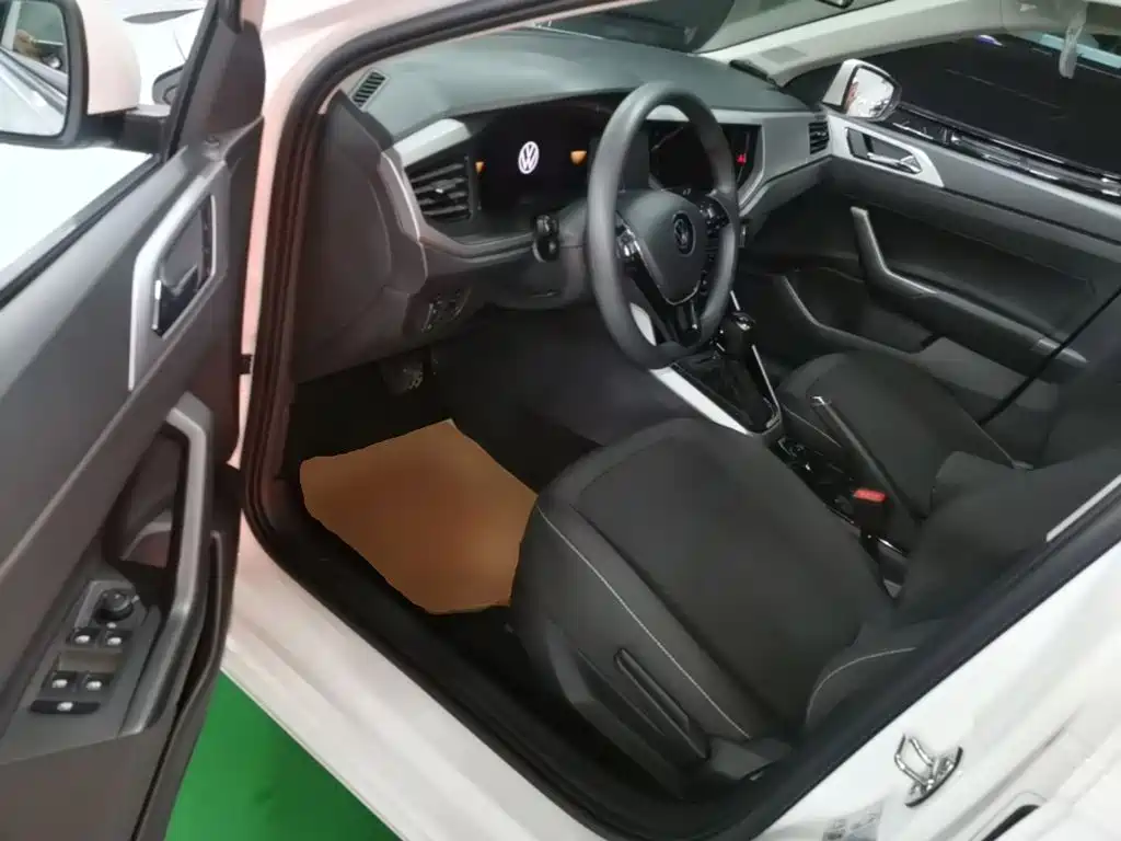 Volkswagen Polo — миниатюра 16