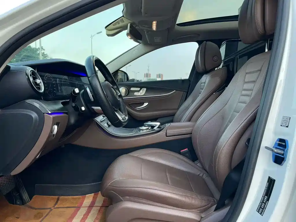 Mercedes-Benz E-Class — миниатюра 5