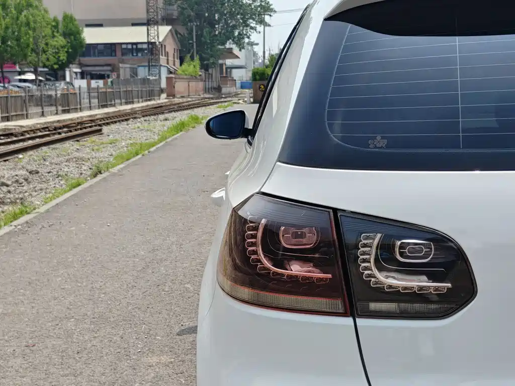 Volkswagen Golf GTI GTI 2012 2.0TSI GTI