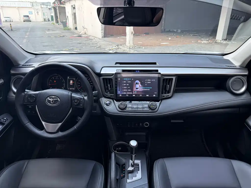 TOYOTA RAV4 RONGFANG